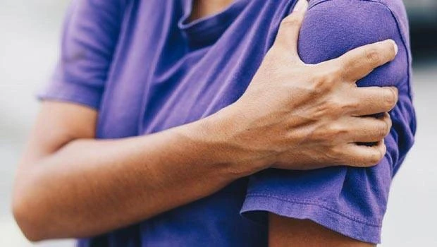 Arm-pain-when-raising-arm